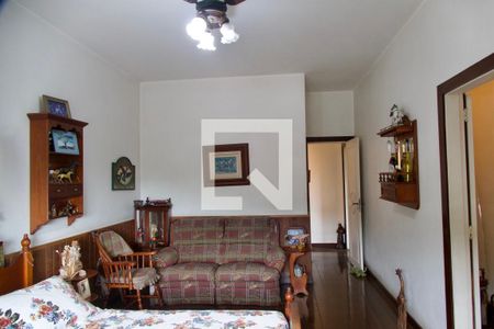 Casa à venda com 436m², 5 quartos e 2 vagas Casa à venda com 436m², 5 quartos e 2 vagasSuíte Suíte