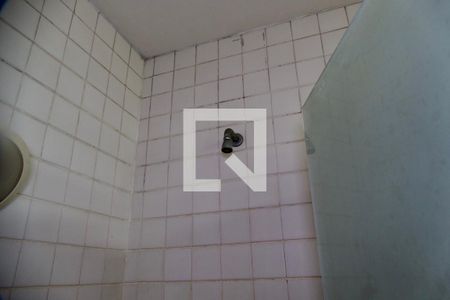 Casa à venda com 436m², 5 quartos e 2 vagas Casa à venda com 436m², 5 quartos e 2 vagasSuíte banheiro