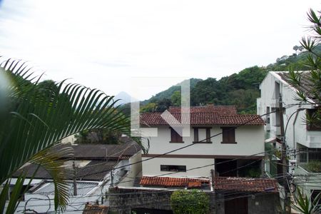 Casa à venda com 436m², 5 quartos e 2 vagas Casa à venda com 436m², 5 quartos e 2 vagasQuarto 4 vista