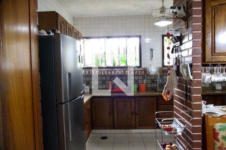 Casa à venda com 436m², 5 quartos e 2 vagas Casa à venda com 436m², 5 quartos e 2 vagasCozinha