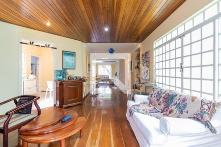 Sala de TV de casa à venda com 3 quartos, 275m² em Jardim Umuarama, São Paulo