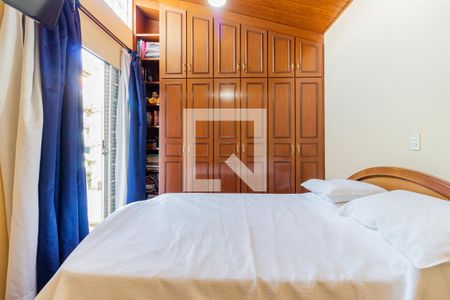 Casa à venda com 275m², 3 quartos e 4 vagasSuíte 2