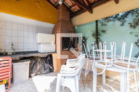Casa à venda com 275m², 3 quartos e 4 vagasQuintal - Churrasqueira
