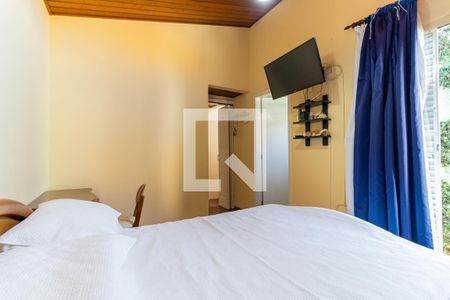 Casa à venda com 275m², 3 quartos e 4 vagasSuíte 2