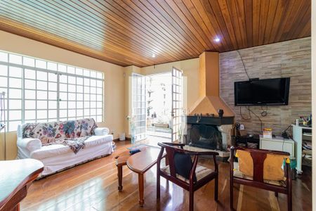 Sala de TV de casa à venda com 3 quartos, 275m² em Jardim Umuarama, São Paulo
