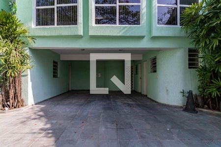 Casa à venda com 275m², 3 quartos e 4 vagasGaragem