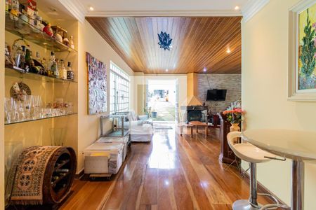 Sala de TV de casa à venda com 3 quartos, 275m² em Jardim Umuarama, São Paulo