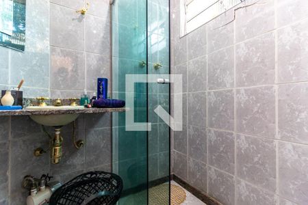 Casa à venda com 275m², 3 quartos e 4 vagasBanheiro da Suíte 1