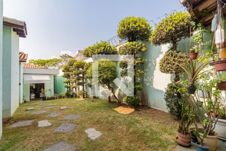 Casa à venda com 275m², 3 quartos e 4 vagasQuintal