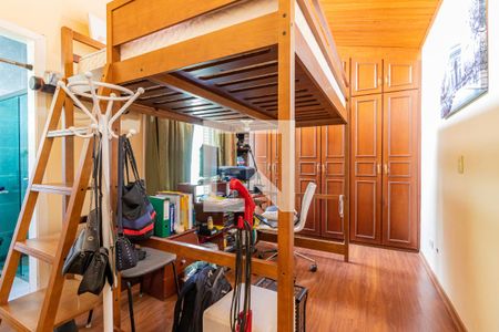 Casa à venda com 275m², 3 quartos e 4 vagasSuíte 1