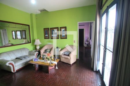 Casa à venda com 431m², 4 quartos e 3 vagasSala Superior