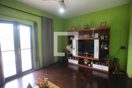 Casa à venda com 431m², 4 quartos e 3 vagasSala Superior