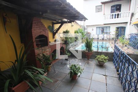 Casa à venda com 431m², 4 quartos e 3 vagasChurrasqueira