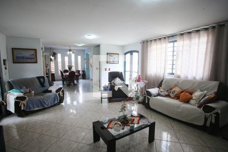 Sala de casa à venda com 4 quartos, 431m² em Taquara, Rio de Janeiro