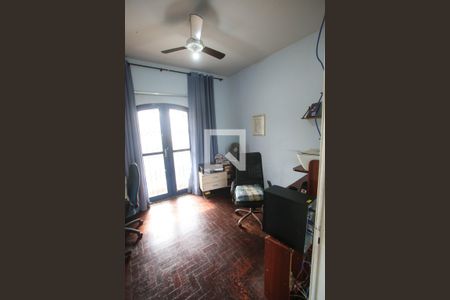 Casa à venda com 431m², 4 quartos e 3 vagasEscritório