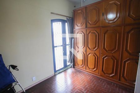 Casa à venda com 431m², 4 quartos e 3 vagasQuarto 2