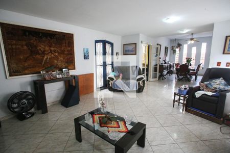 Sala de casa à venda com 4 quartos, 431m² em Taquara, Rio de Janeiro
