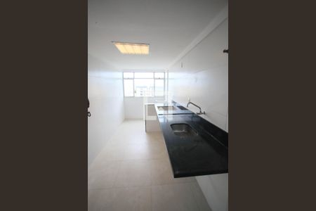 Apartamento à venda com 175m², 4 quartos e 1 vaga Apartamento à venda com 175m², 4 quartos e 1 vagaCcozinha