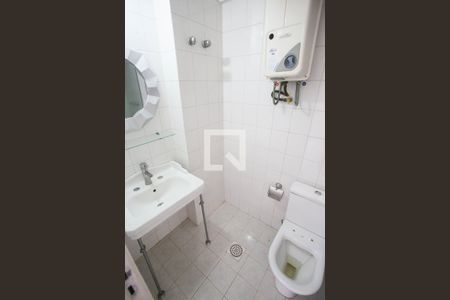 Apartamento à venda com 175m², 4 quartos e 1 vaga Apartamento à venda com 175m², 4 quartos e 1 vagaBanheiro Social