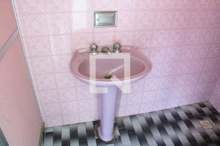 Apartamento para alugar com 80m², 2 quartos e sem vagaBanheiro