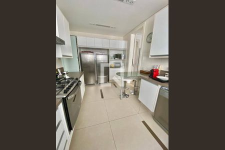 Casa de condomínio à venda com 1000m², 5 quartos e 6 vagas