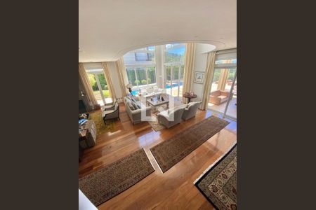 Casa de condomínio à venda com 1000m², 5 quartos e 6 vagas