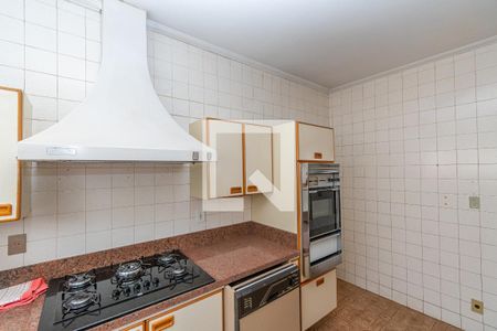 Casa à venda com 440m², 4 quartos e 5 vagasCozinha