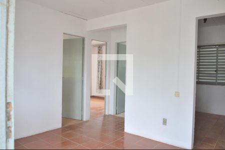 Sala de apartamento para alugar com 2 quartos, 40m² em Maria Regina, Alvorada