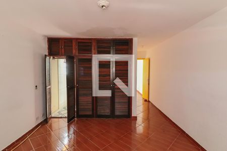 Casa para alugar com 220m², 4 quartos e 2 vagasQuarto 3