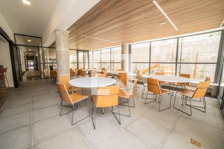 Apartamento à venda com 25m², 1 quarto e sem vaga Apartamento à venda com 25m², 1 quarto e sem vagaSalão de Festas