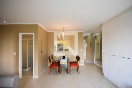 Apartamento para alugar com 72m², 2 quartos e 2 vagasSala