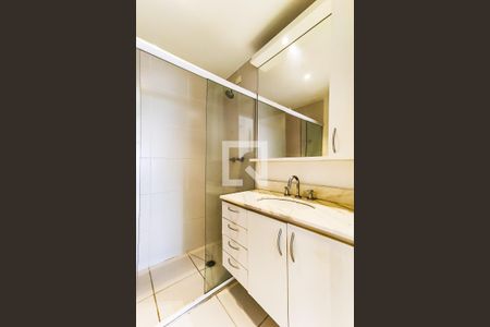 Apartamento à venda com 75m², 2 quartos e 2 vagasBanheiro Suíte 2