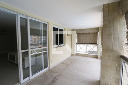 Apartamento à venda com 95m², 2 quartos e 1 vagavaranda