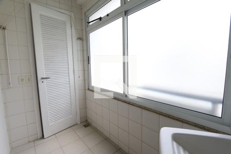 Apartamento à venda com 95m², 2 quartos e 1 vagaÁrea de Serviço