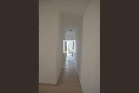 Corredor de apartamento para alugar com 3 quartos, 210m² em Itararé, São Vicente
