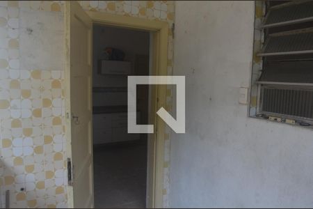 Área de Serviço de apartamento para alugar com 3 quartos, 210m² em Itararé, São Vicente
