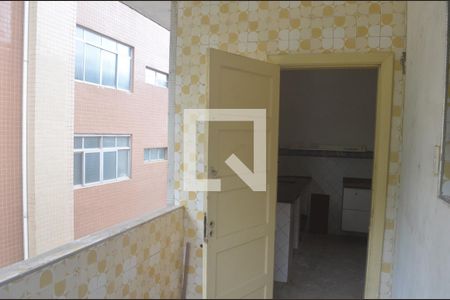 Área de Serviço de apartamento para alugar com 3 quartos, 210m² em Itararé, São Vicente