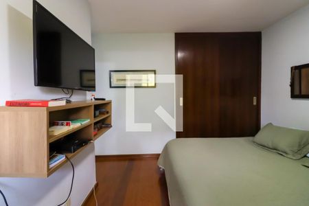 Apartamento para alugar com 166m², 3 quartos e 3 vagasSuíte