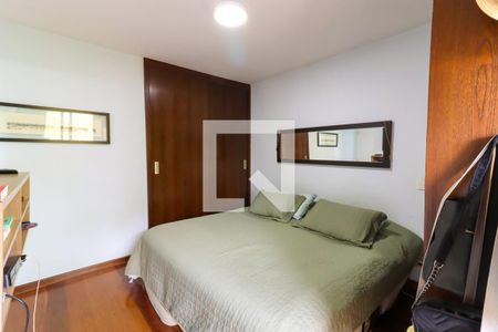 Apartamento para alugar com 166m², 3 quartos e 3 vagasSuíte