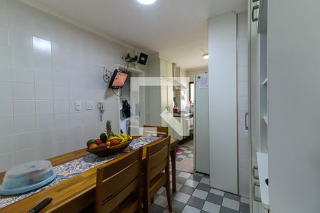 Apartamento para alugar com 166m², 3 quartos e 3 vagasCozinha