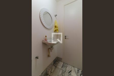 Apartamento para alugar com 166m², 3 quartos e 3 vagasLavabo