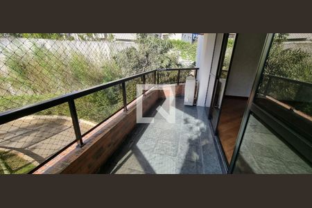 Apartamento para alugar com 4 quartos, 214m² em Vila Suzana, São Paulo