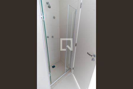 Apartamento à venda com 112m², 2 quartos e 1 vaga Apartamento à venda com 112m², 2 quartos e 1 vagaBanheiro da Suíte 1