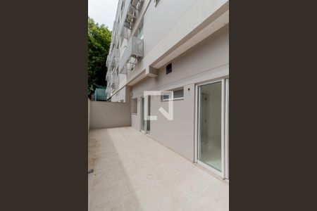 Apartamento à venda com 112m², 2 quartos e 1 vaga Apartamento à venda com 112m², 2 quartos e 1 vagaGarden Suítes