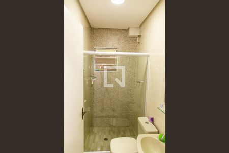 Casa para alugar com 80m², 2 quartos e sem vaga Casa para alugar com 80m², 2 quartos e sem vagaBanheiro Social