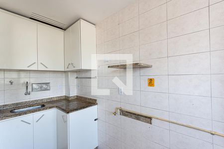 Apartamento à venda com 60m², 2 quartos e 1 vagaCozinha