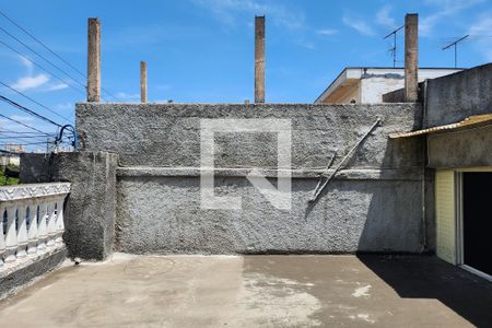 Casa à venda com 280m², 2 quartos e 2 vagasLaje