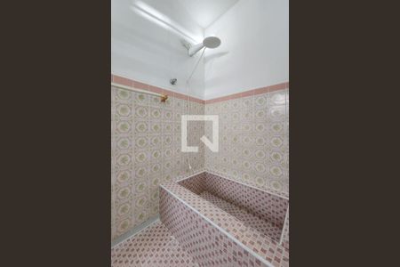 Casa à venda com 280m², 2 quartos e 2 vagasBanheiro 2