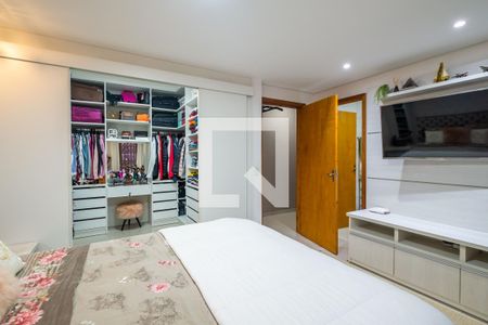 Casa de condomínio à venda com 150m², 3 quartos e 2 vagasSuíte 2