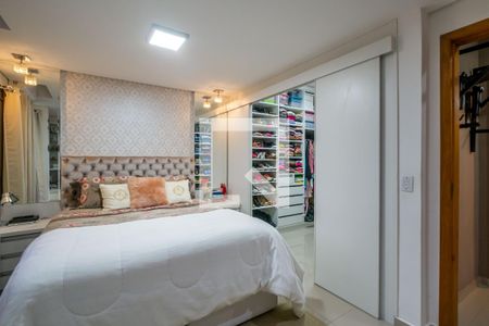 Casa de condomínio à venda com 150m², 3 quartos e 2 vagasSuíte 2
